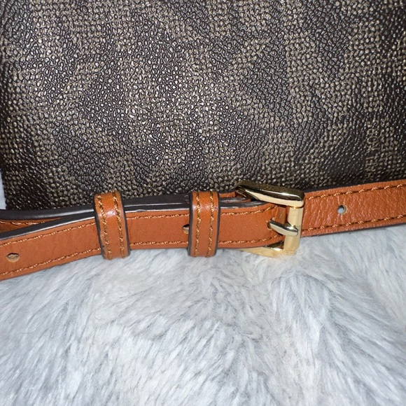 Michael Kors Fulton Monogramed Cross Body Purse - Picture 9 of 11